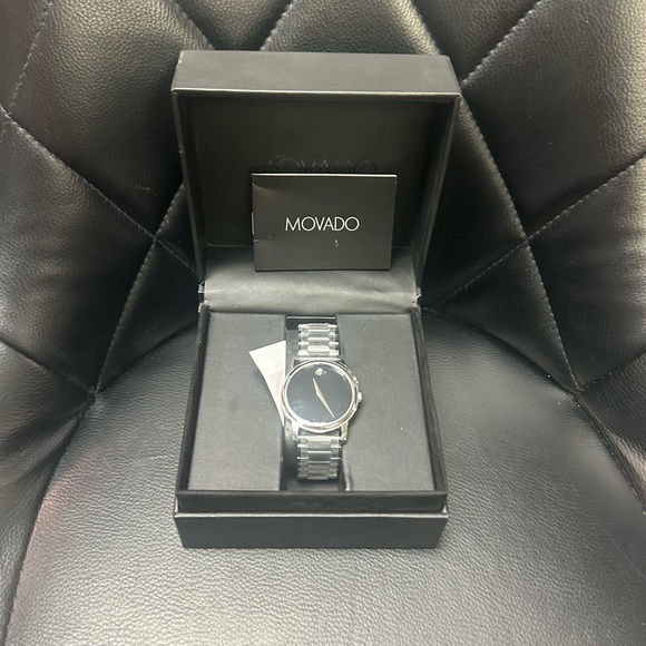 NWT men’s Movado watch - Picture 6 of 6